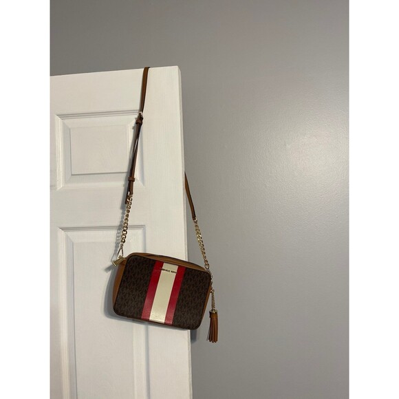 Michael Kors Jet Set Medium Logo Stripe Camera Bag - Picture 8 of 10